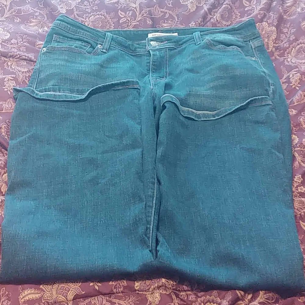 Levi bootcut jeans